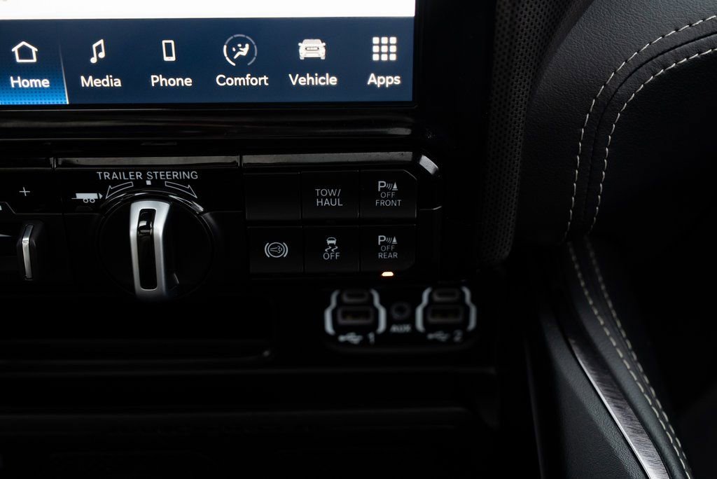 Used 2024 RAM 2500 Limited image 18