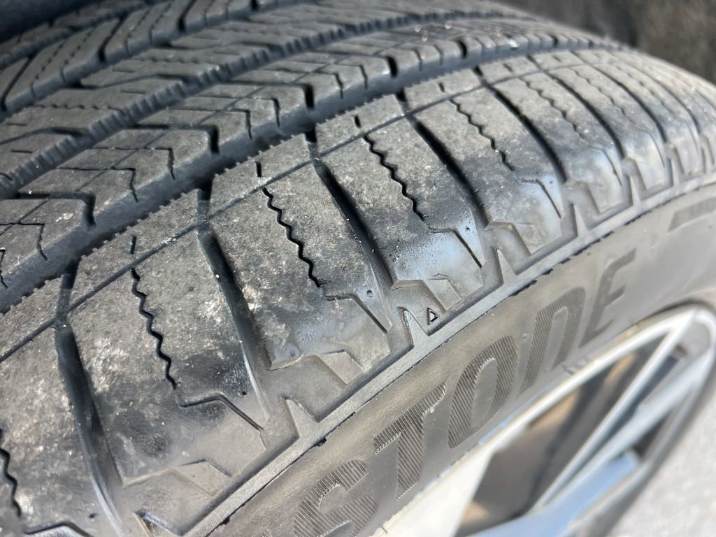 Used 2024 Volkswagen Atlas SEL Premium R-Line image 8