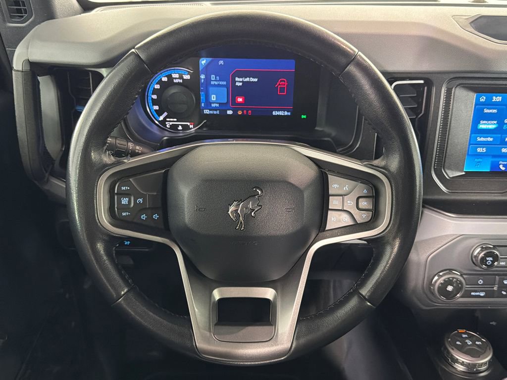 Used 2021 Ford Bronco Black Diamond image 24