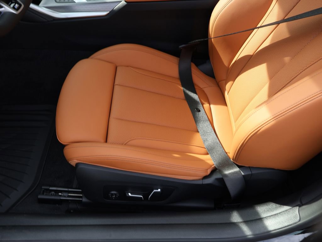 New 2026 BMW 440i xDrive Coupe w/ Parking Assistance Package image 42