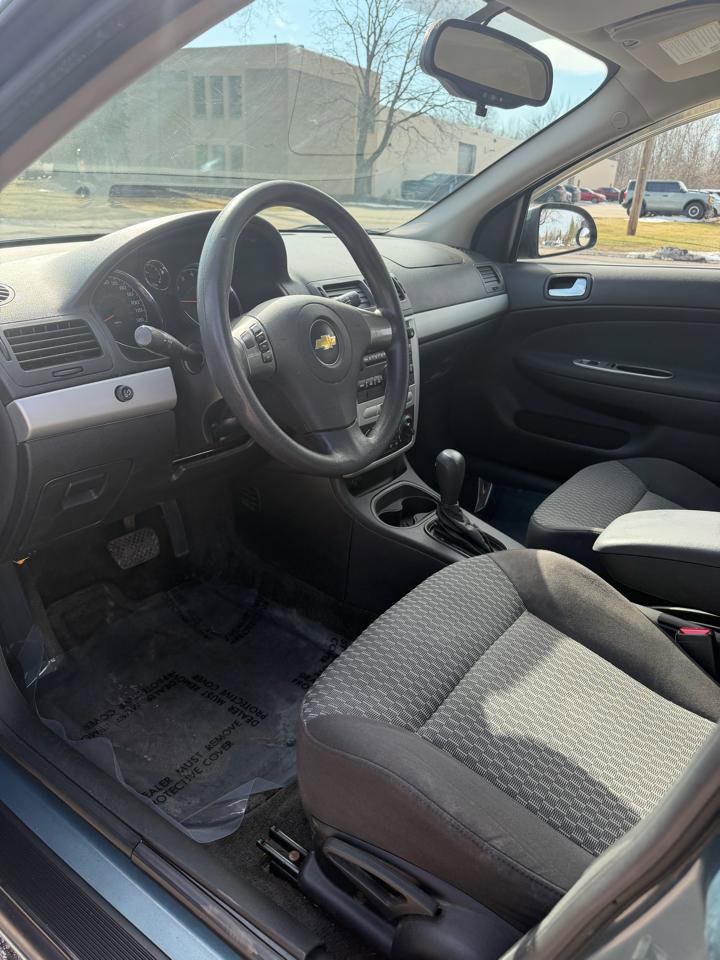 Used 2010 Chevrolet Cobalt LT FWD image 9