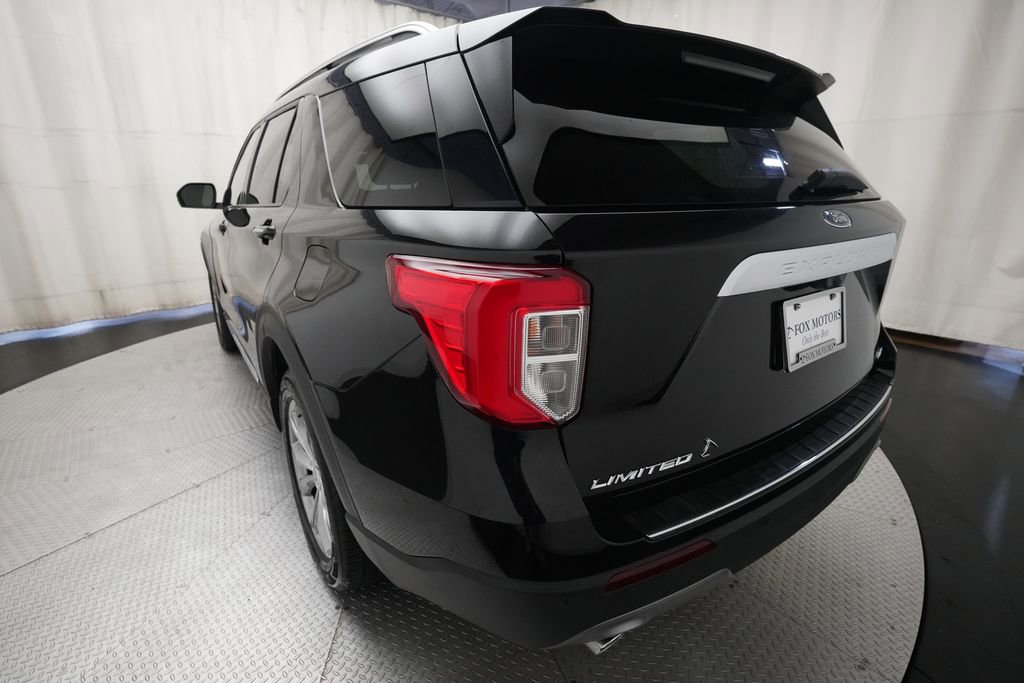 Used 2023 Ford Explorer Limited w/ Equipment Group 301A AWD/4WD image 35