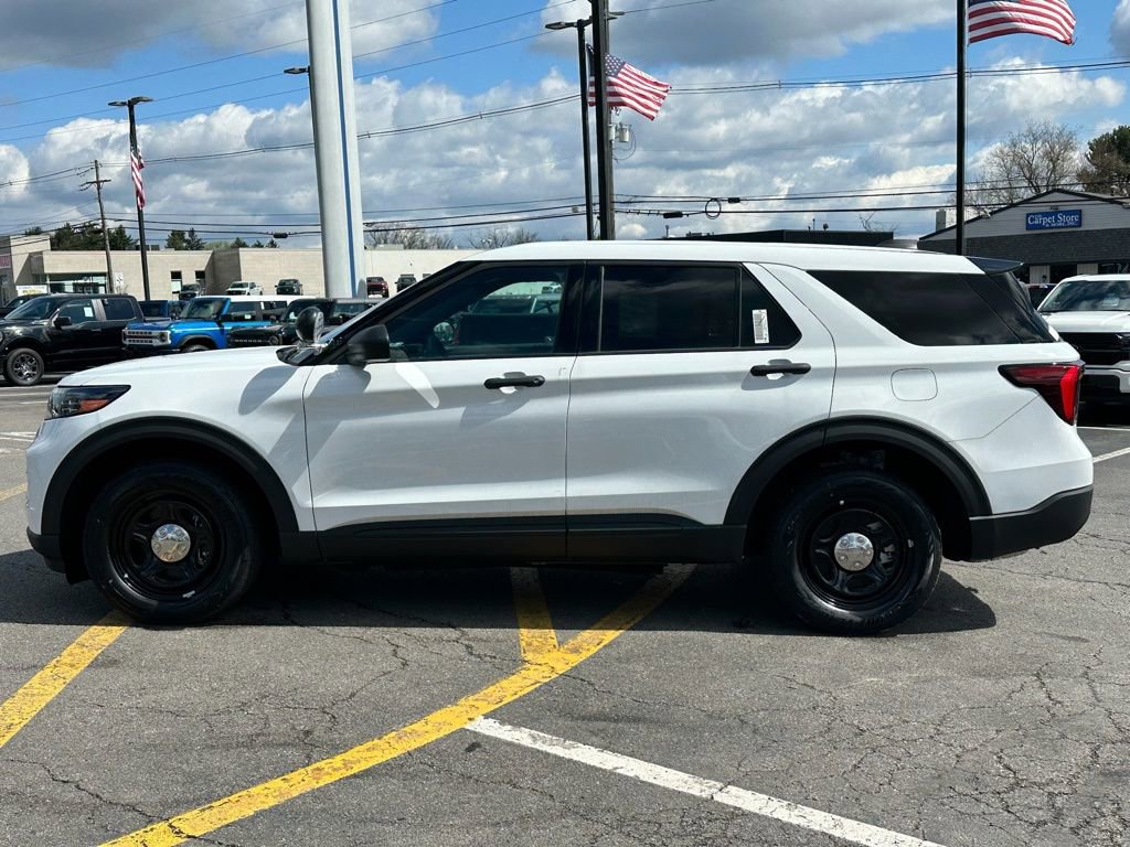 New 2025 Ford Explorer 4WD Police Interceptor image 2