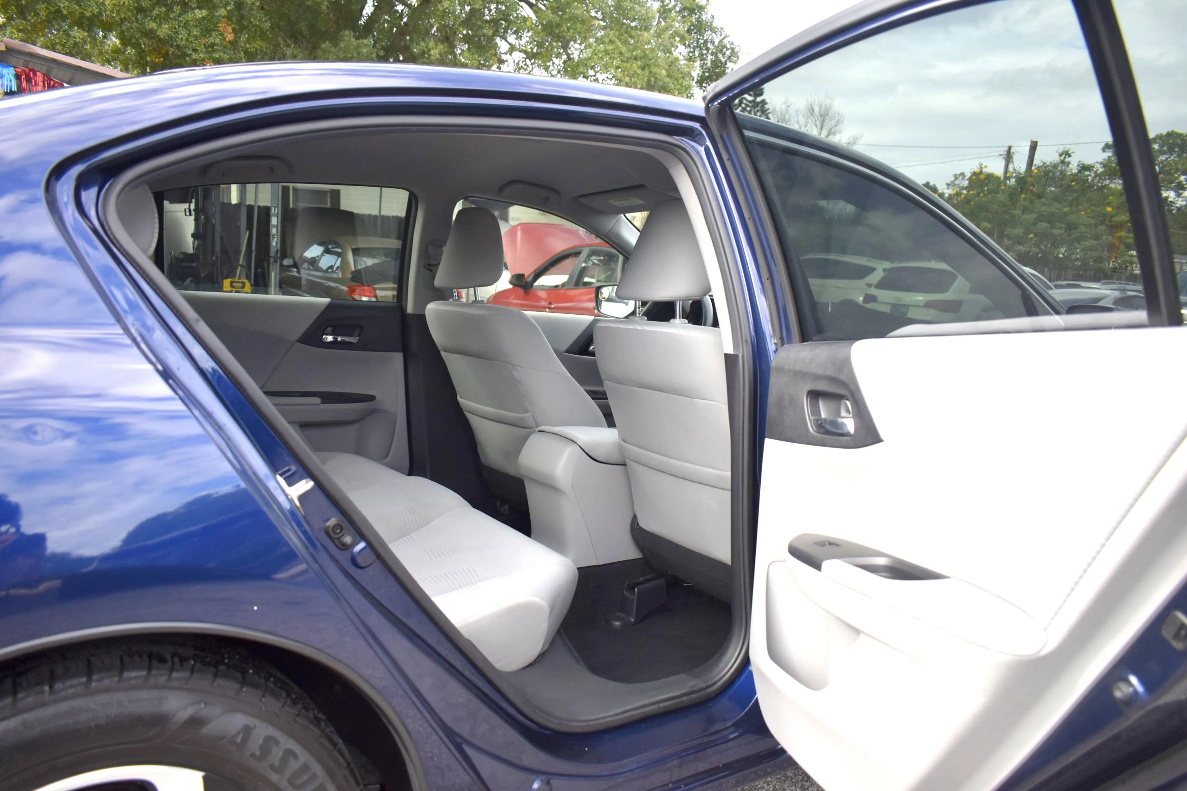 Used 2016 Honda Accord LX image 18