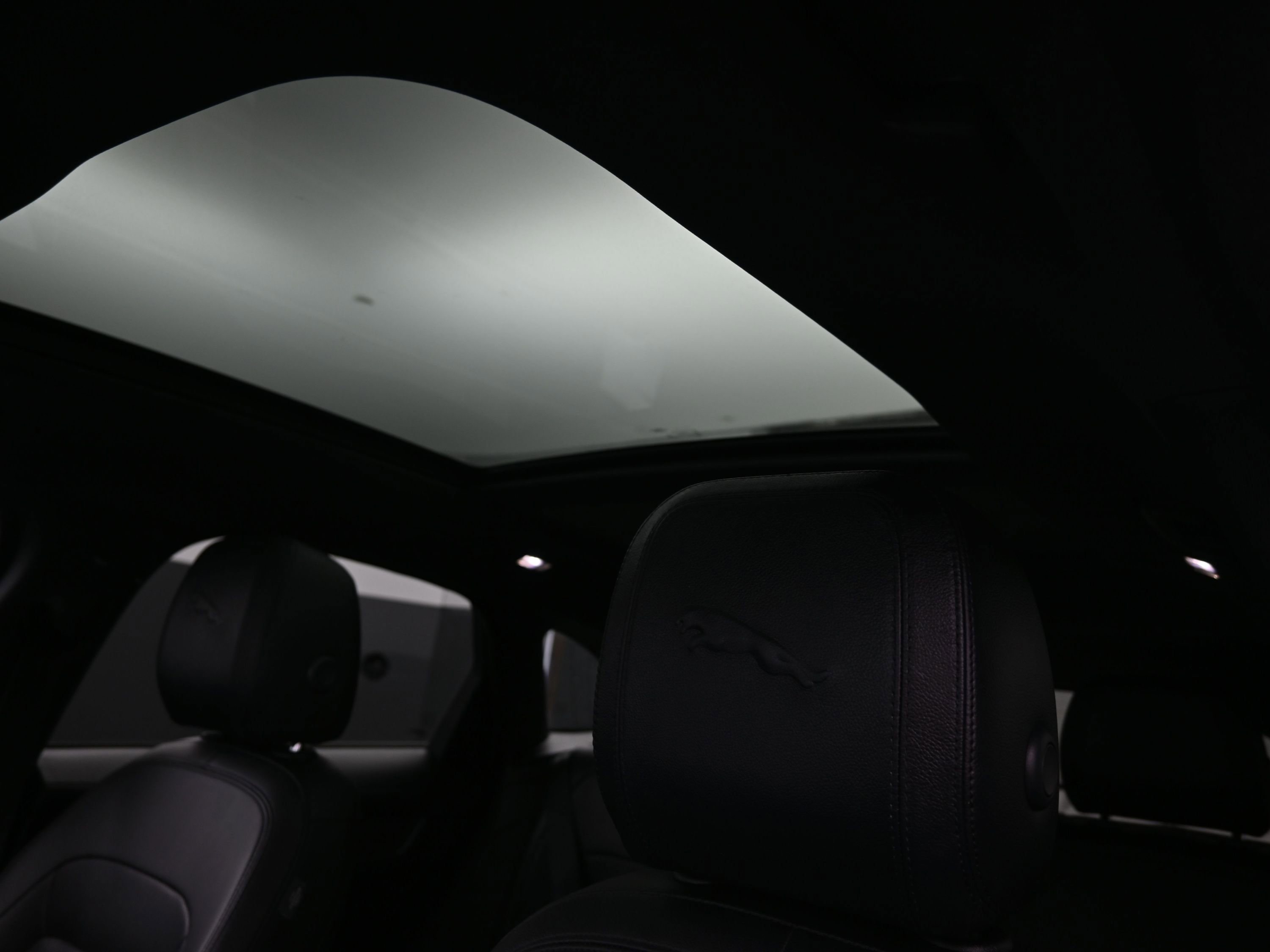 Used 2022 Jaguar F-PACE S image 24