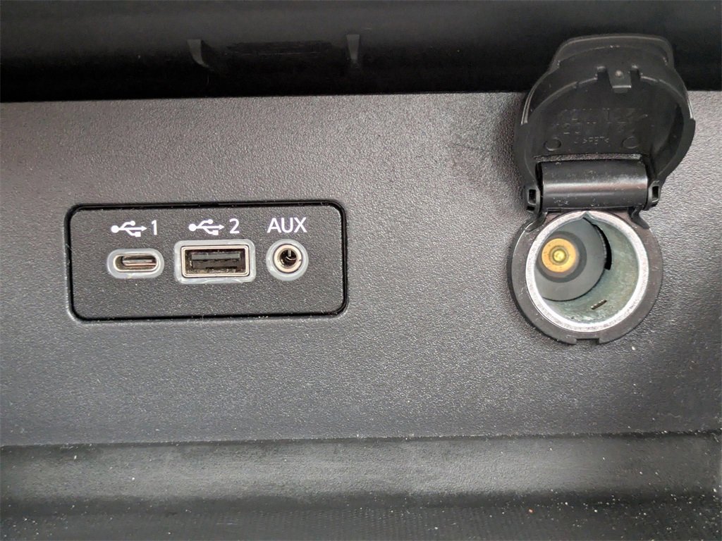 Used 2024 Nissan Altima 2.5 SV image 29