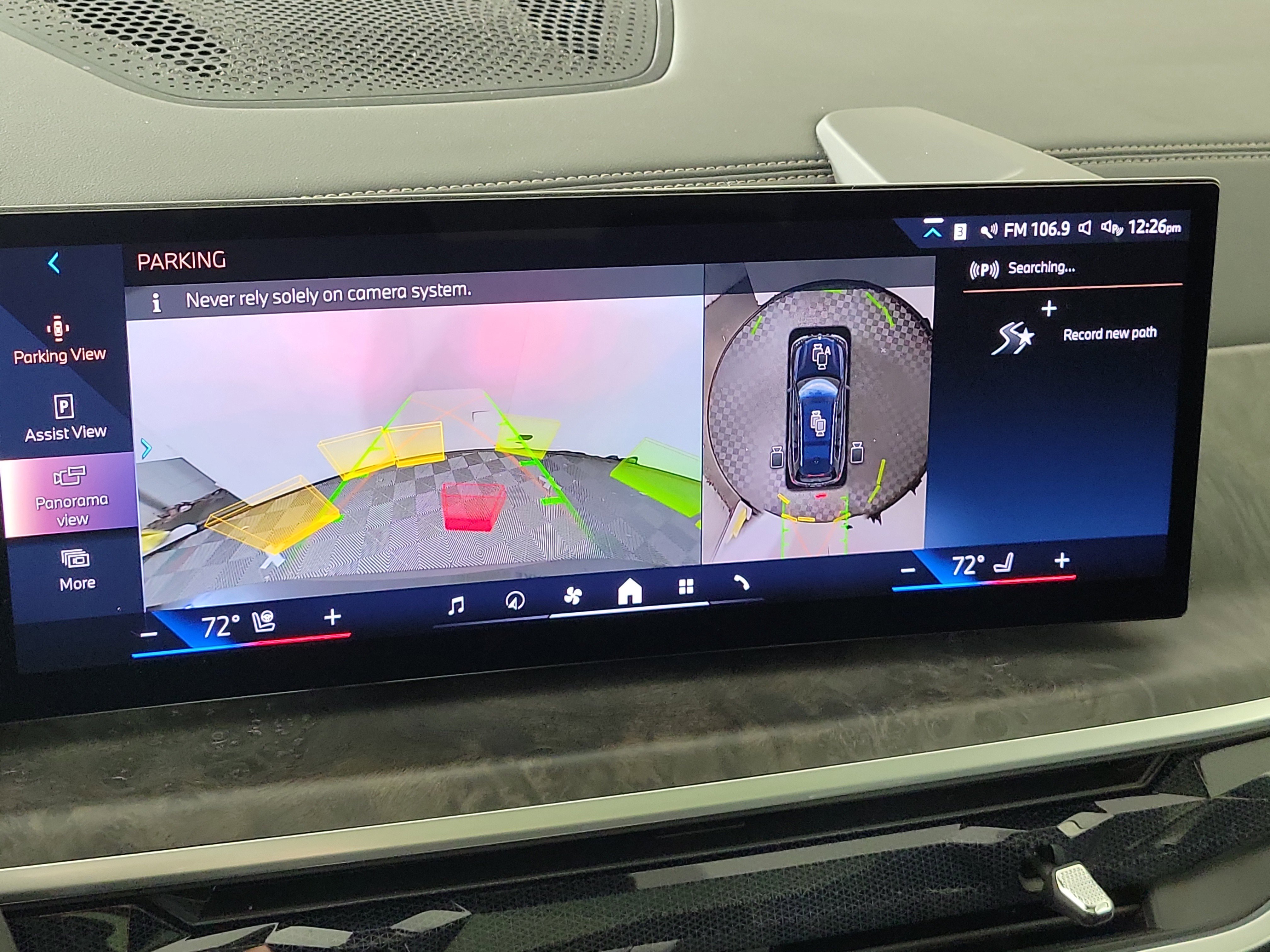 Certified 2024 BMW X7 xDrive40i w/ Premium Package image 19