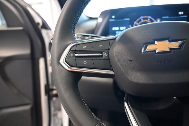 New 2026 Chevrolet Equinox LT w/ Convenience Package II FWD image 23