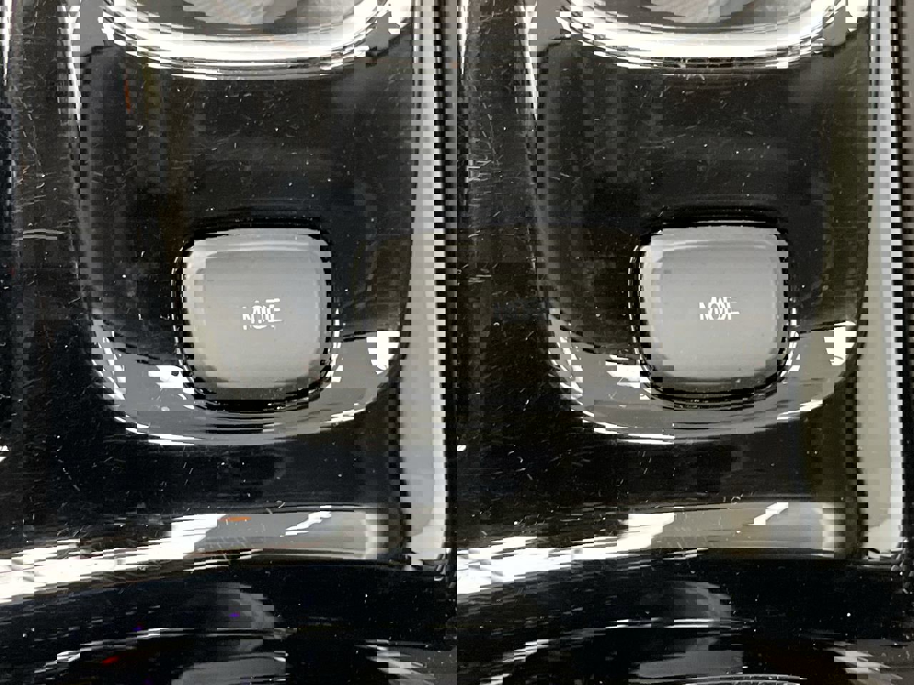 Certified 2023 Buick Envision Preferred w/ Sport Touring Package image 15