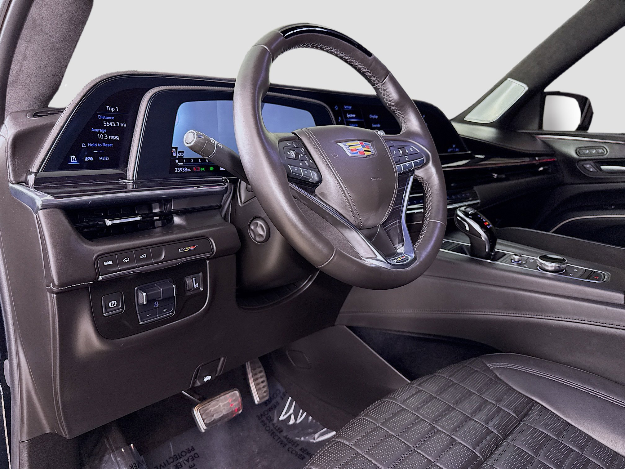 Used 2024 Cadillac Escalade V w/ LPO, ONYX Package AWD/4WD image 9