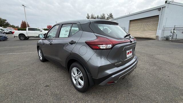 New 2025 Nissan Kicks Play S image 6