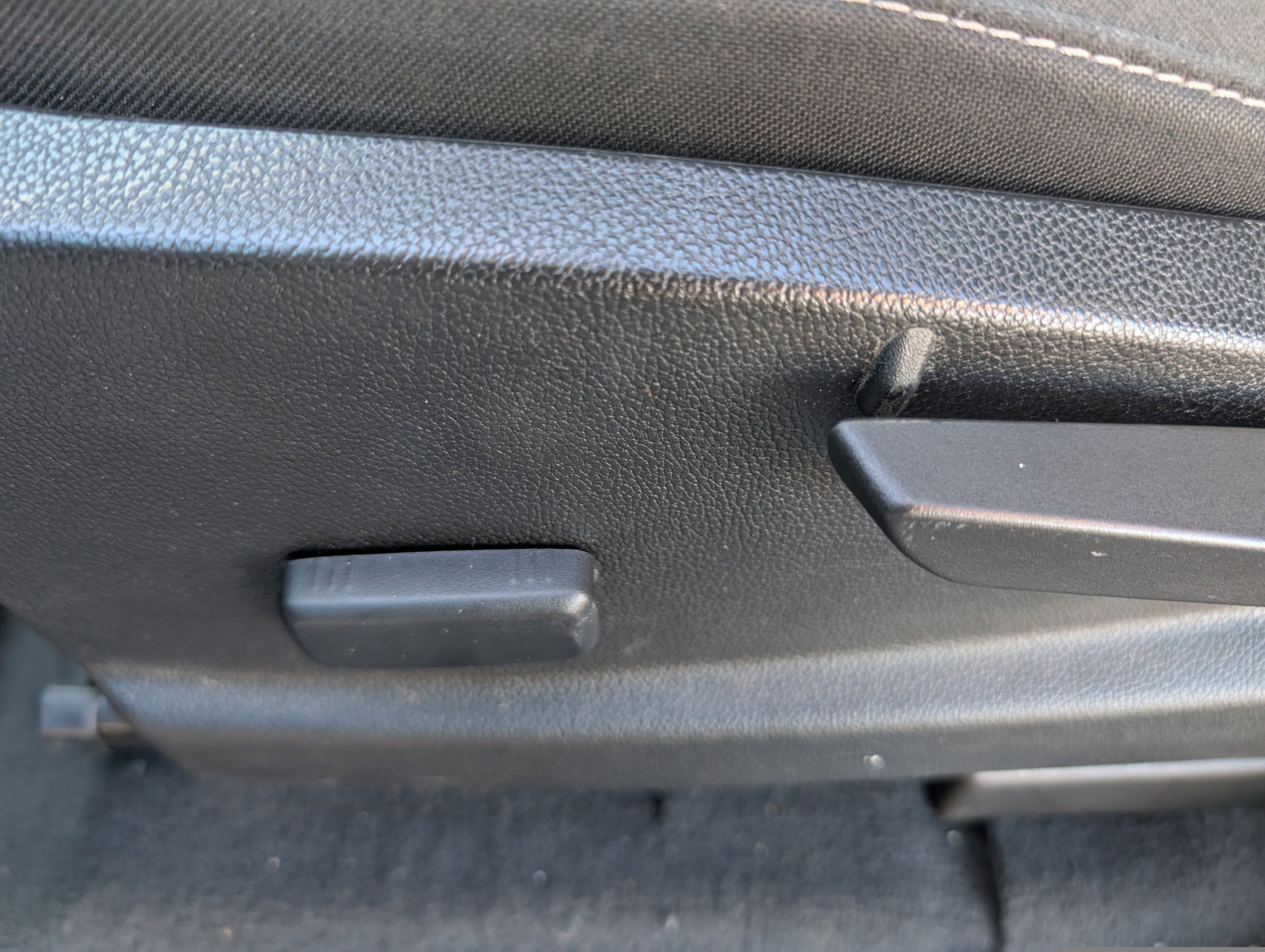 Used 2019 Chevrolet Colorado LT w/ LT Convenience Package image 12