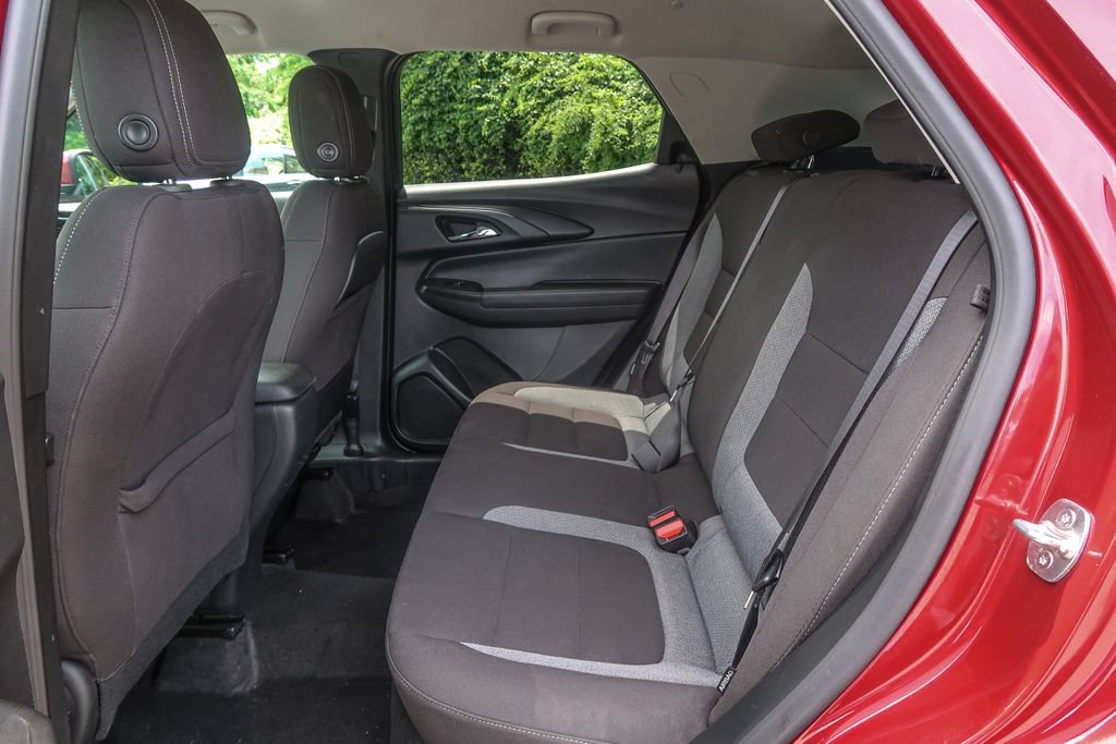 Used 2024 Chevrolet TrailBlazer LT AWD/4WD image 20