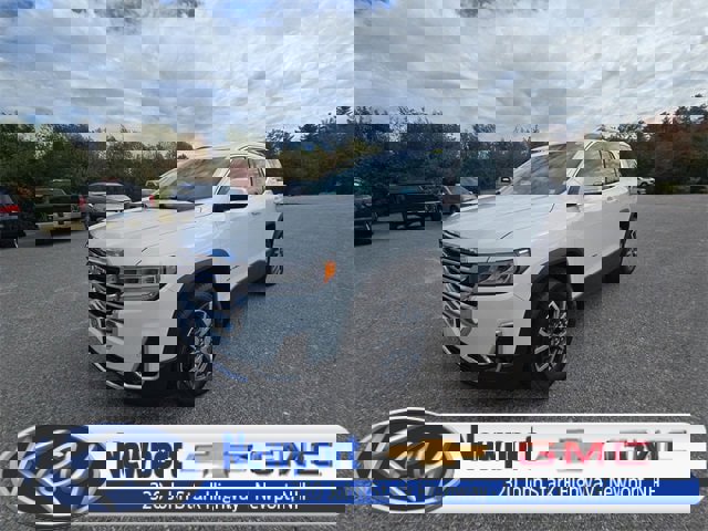 Used 2023 GMC Acadia SLT