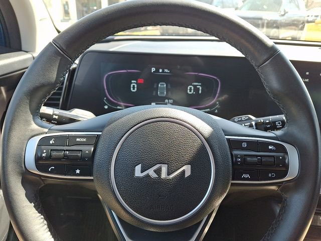 Certified 2025 Kia Sportage EX w/ Premium Package image 17