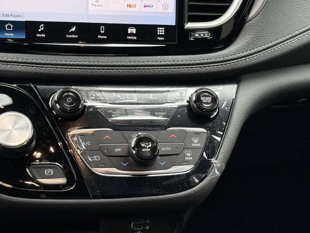 New 2026 Chrysler Pacifica Select w/ S Appearance Package AWD/4WD image 21