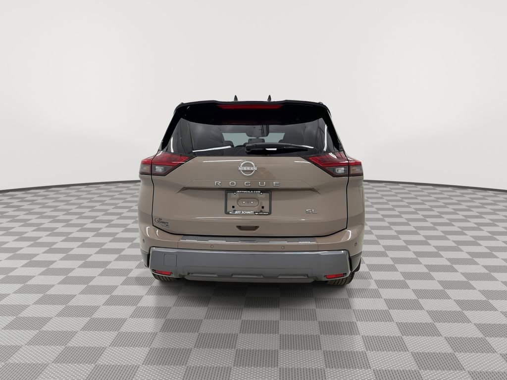Certified 2025 Nissan Rogue SL w/ Tech Package FWD image 10