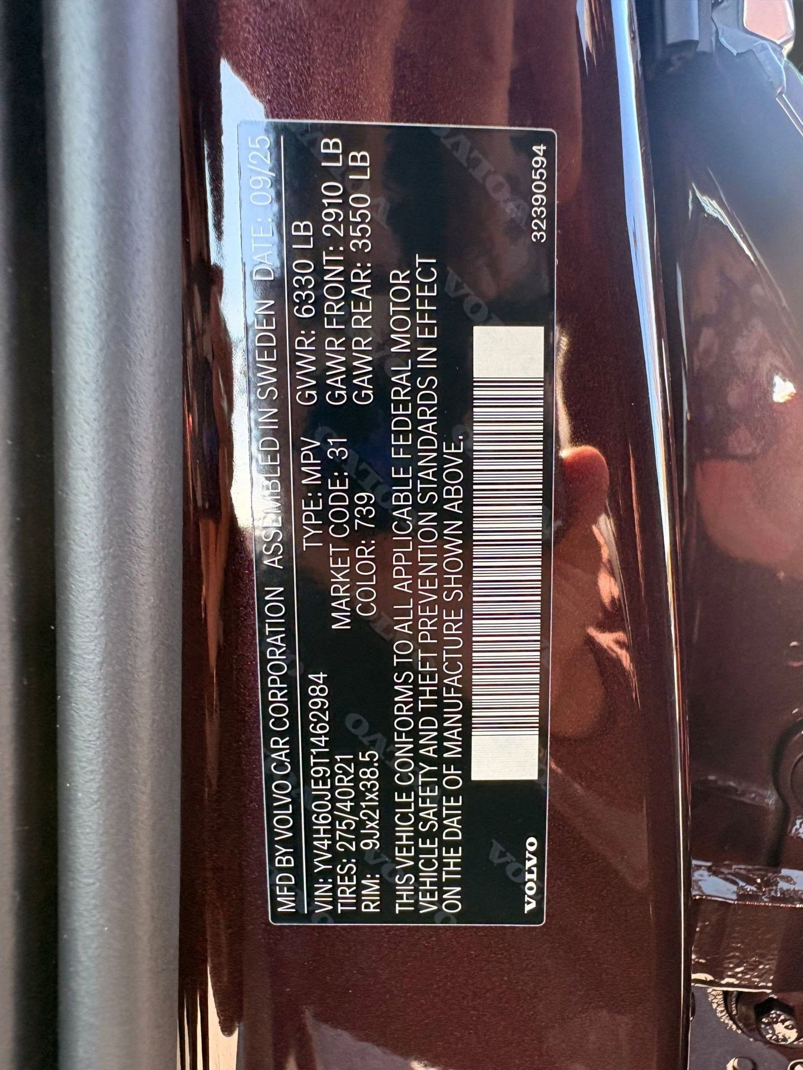 New 2026 Volvo XC90 T8 Plus w/ Protection Package image 21