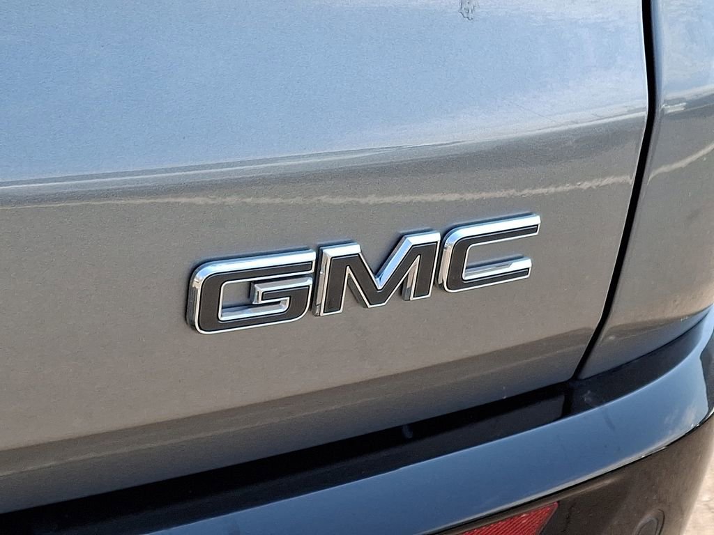 Used 2026 GMC Acadia Denali Ultimate w/ LPO, Floor Liner Package image 32