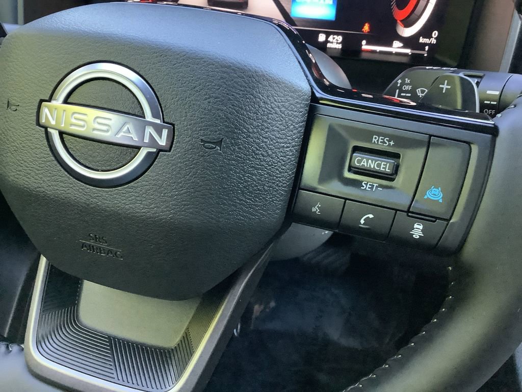 Used 2025 Nissan Rogue SL image 20