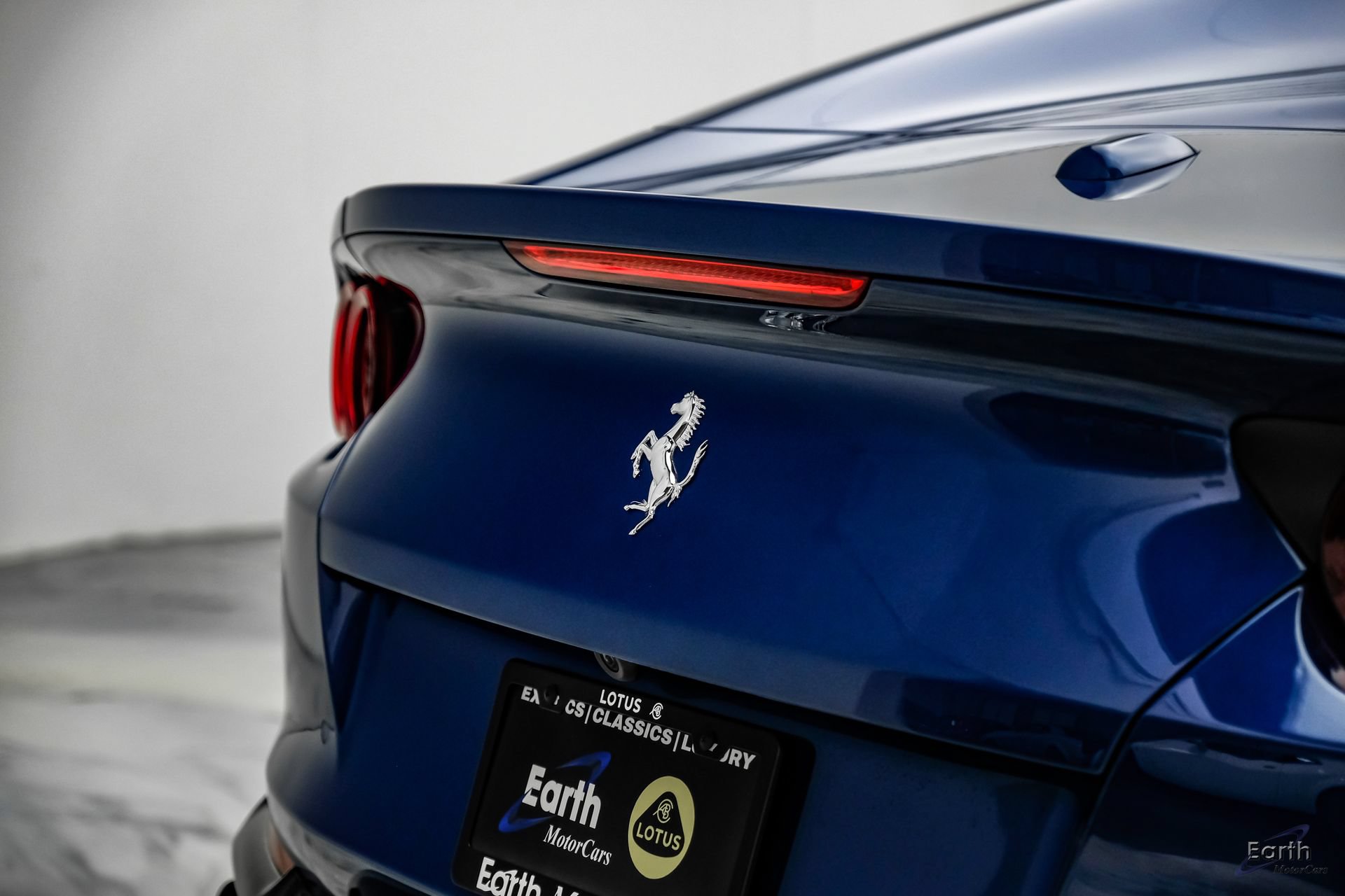 Used 2022 Ferrari 812 GTS RWD image 19