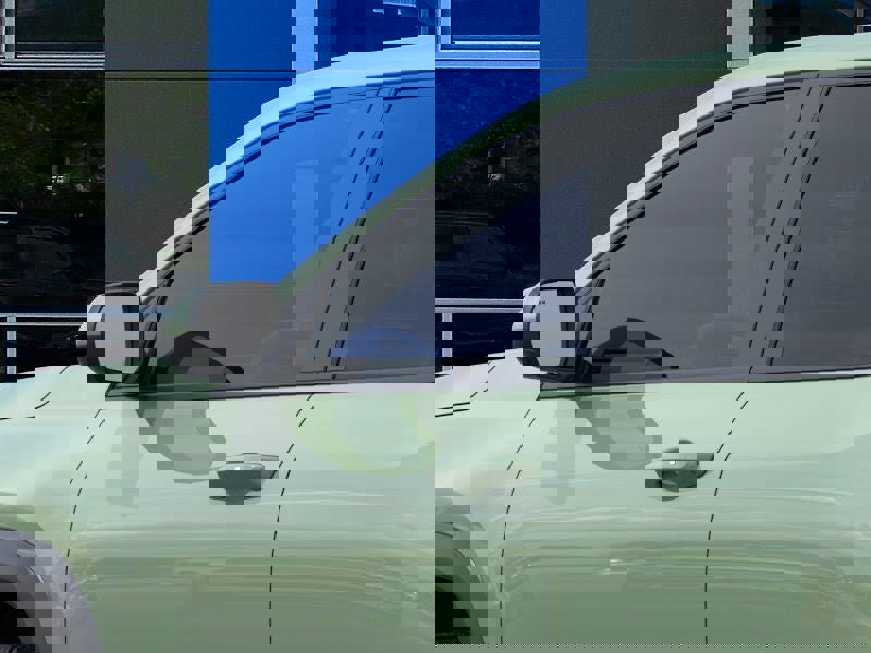 New 2026 Chevrolet Equinox LT image 36