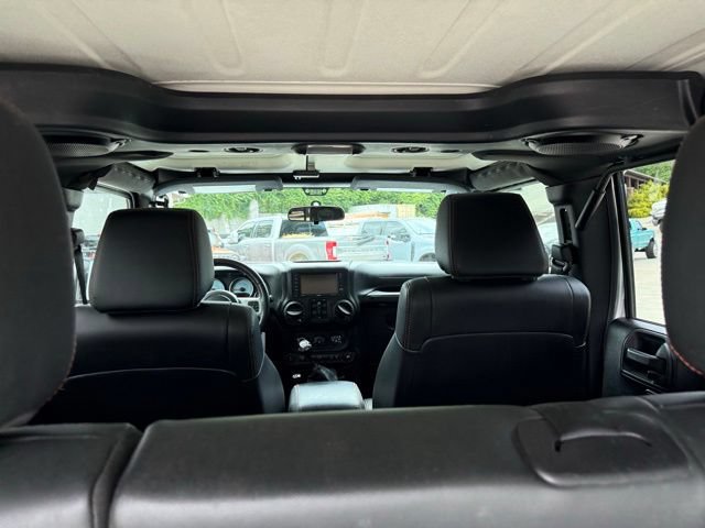 Used 2012 Jeep Wrangler Unlimited Sahara AWD/4WD image 75