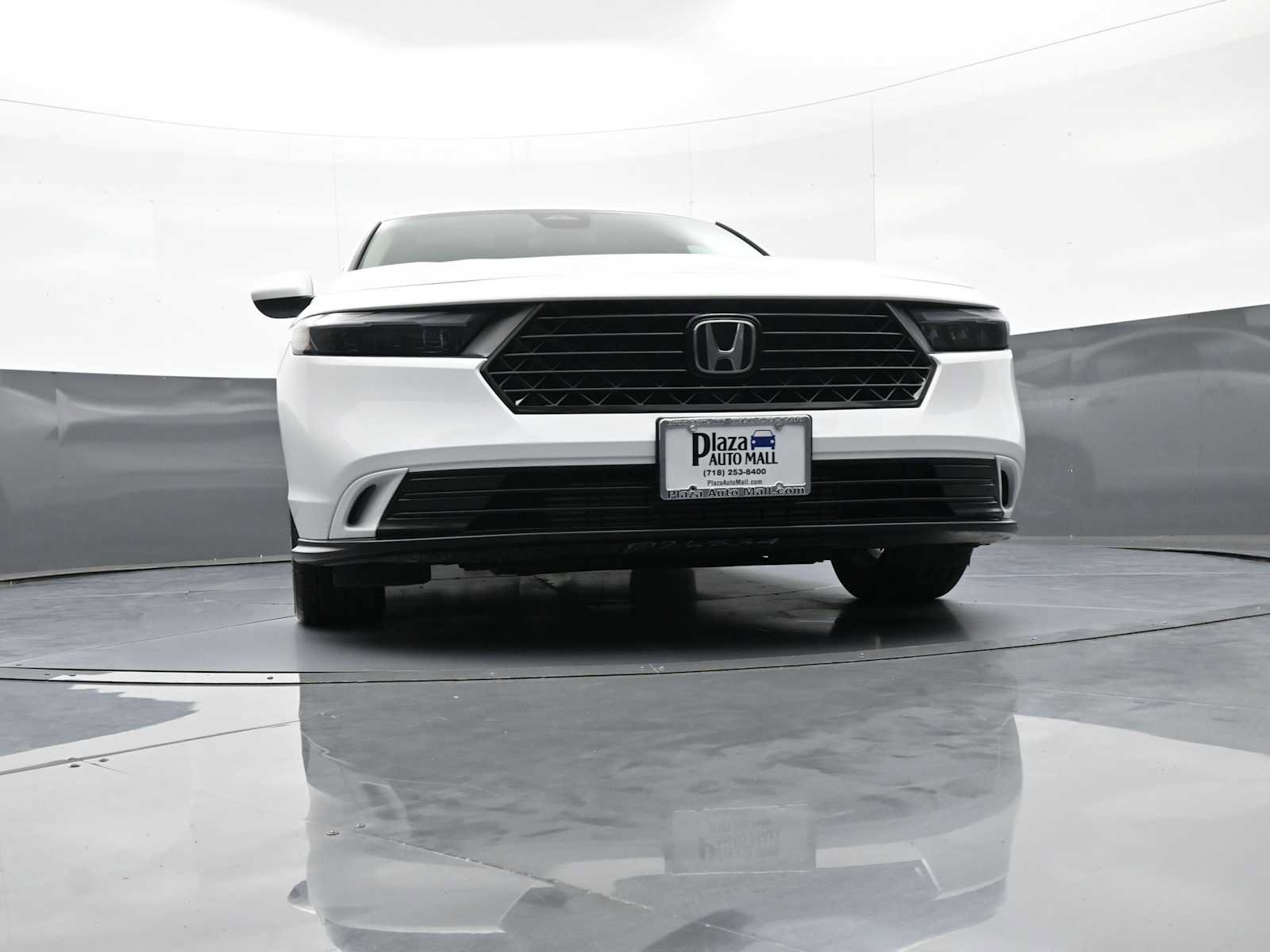 Certified 2024 Honda Accord EX image 26