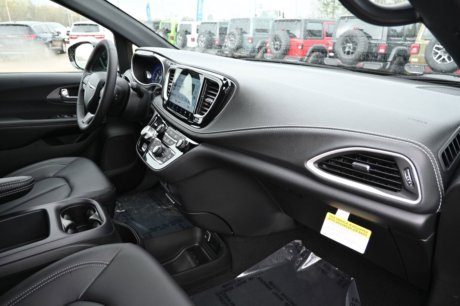 New 2026 Chrysler Pacifica Select image 26