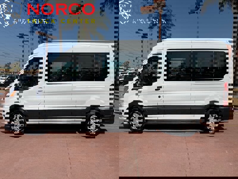 Used 2021 Ford Transit 350 XLT image 7