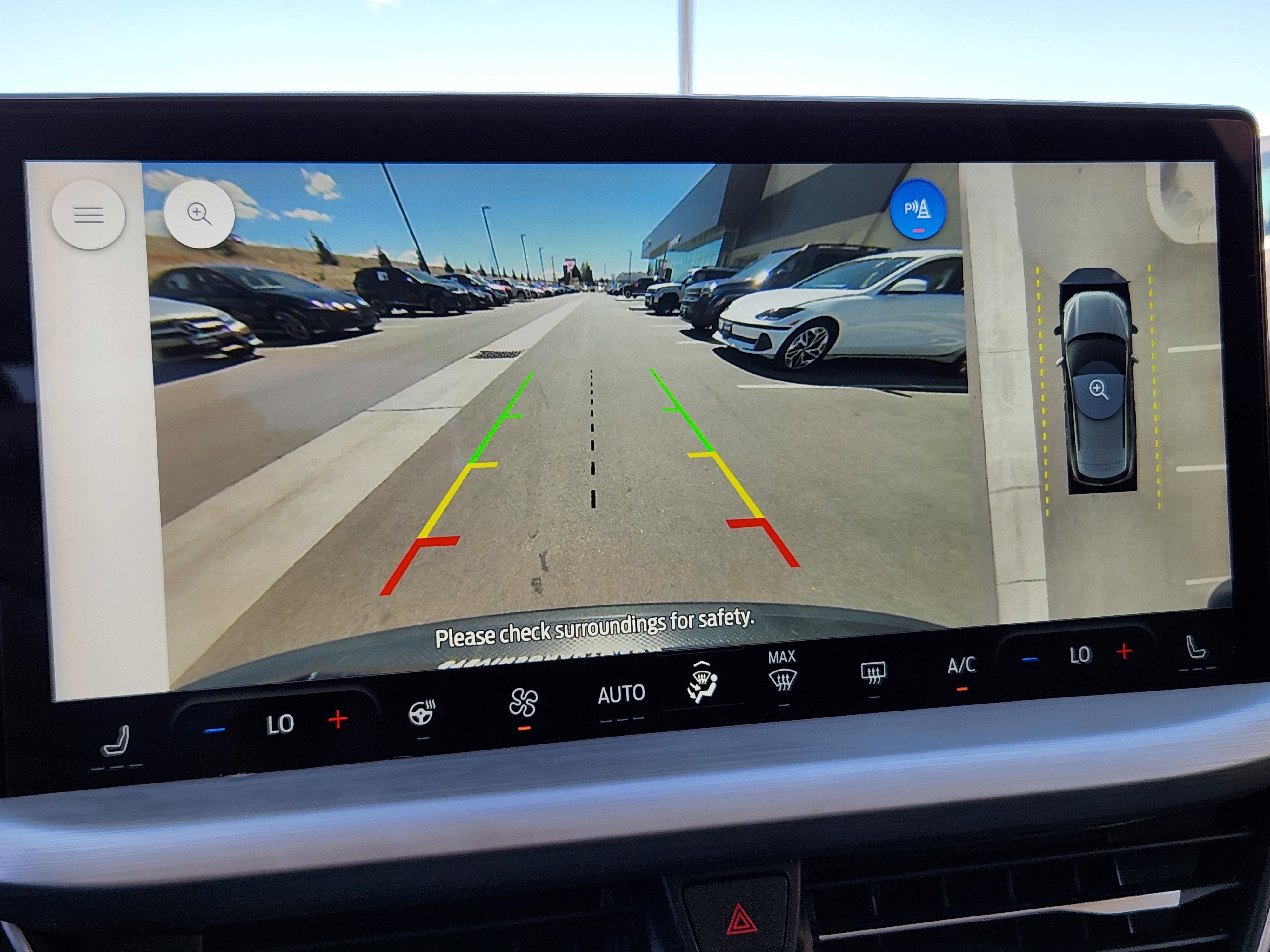 Used 2023 Ford Escape Platinum w/ Premium Technology Package image 33