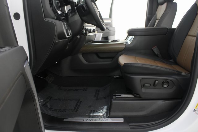 New 2026 Chevrolet Silverado 3500 High Country w/ Technology Package image 20