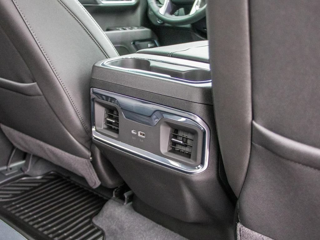 Used 2025 Chevrolet Silverado 1500 LTZ AWD/4WD image 43