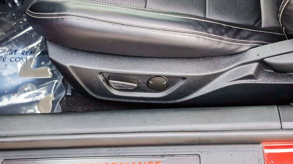 Used 2020 Ford Mustang Shelby GT500 w/ Technology Package image 25