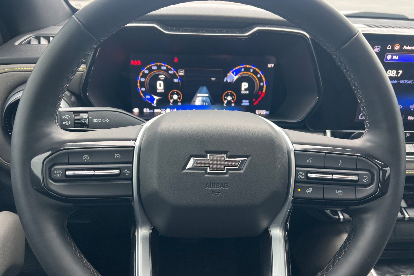 Used 2025 Chevrolet Colorado ZR2 w/ Technology Package image 23