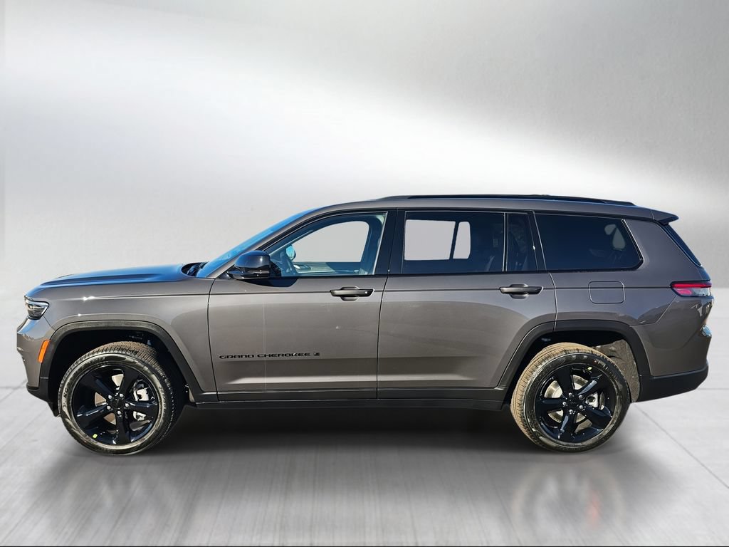 New 2025 Jeep Grand Cherokee L Limited w/ Black Appearance Package AWD/4WD image 3