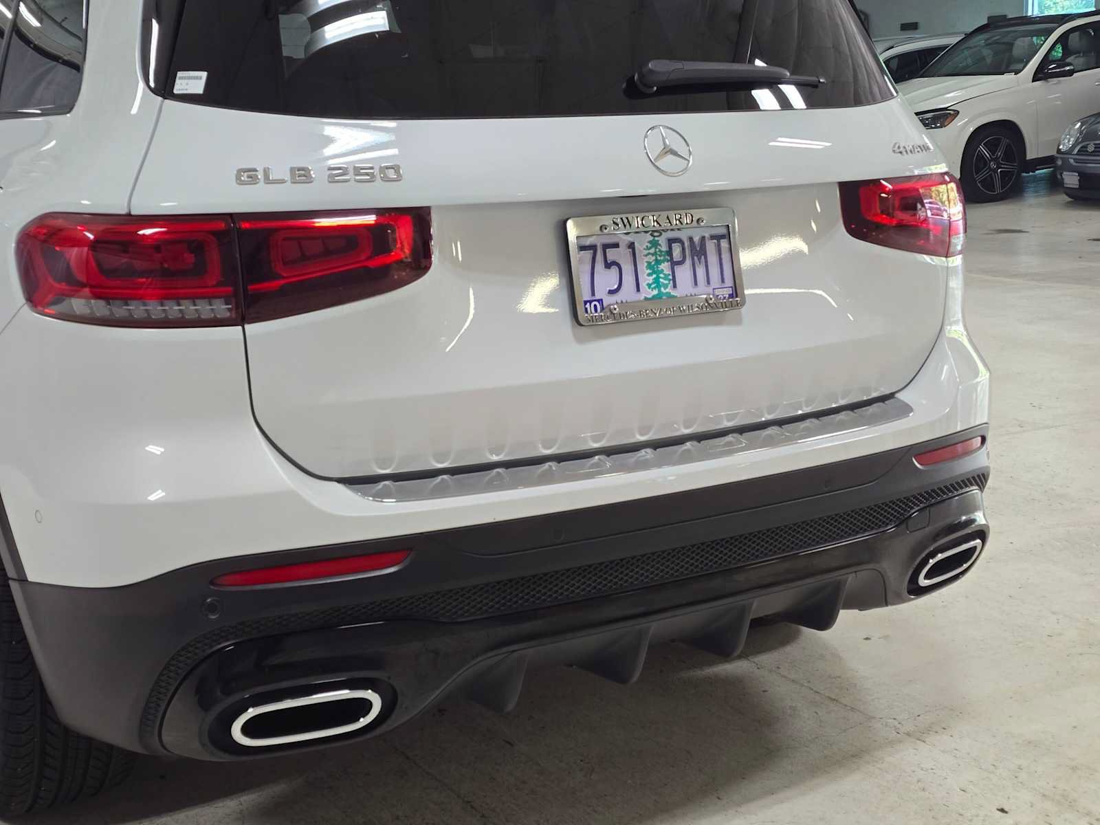 Used 2023 Mercedes-Benz GLB 250 4MATIC image 13