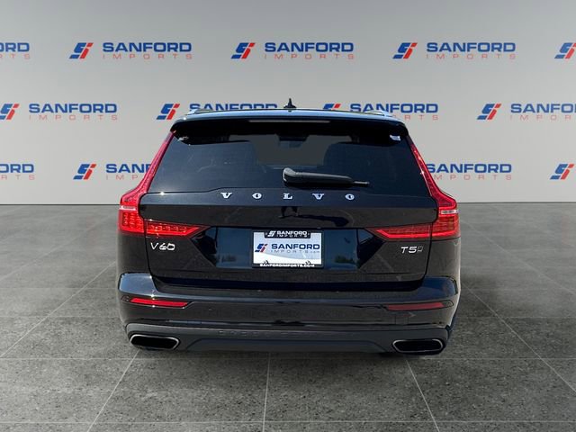 Used 2021 Volvo V60 T5 Cross Country AWD/4WD image 4