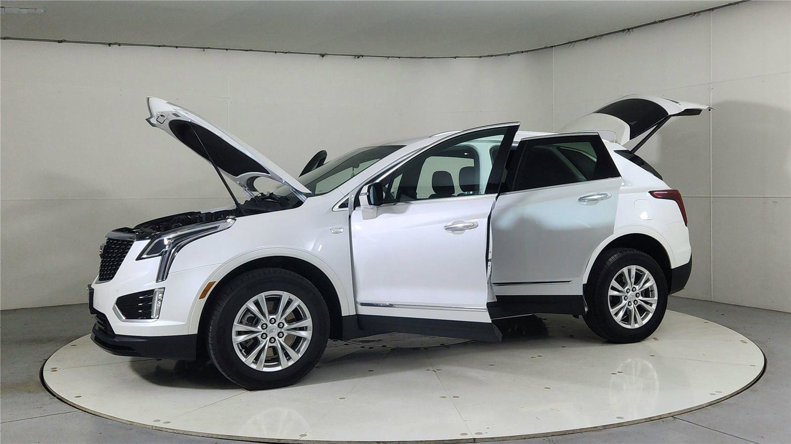 Used 2023 Cadillac XT5 Luxury image 10