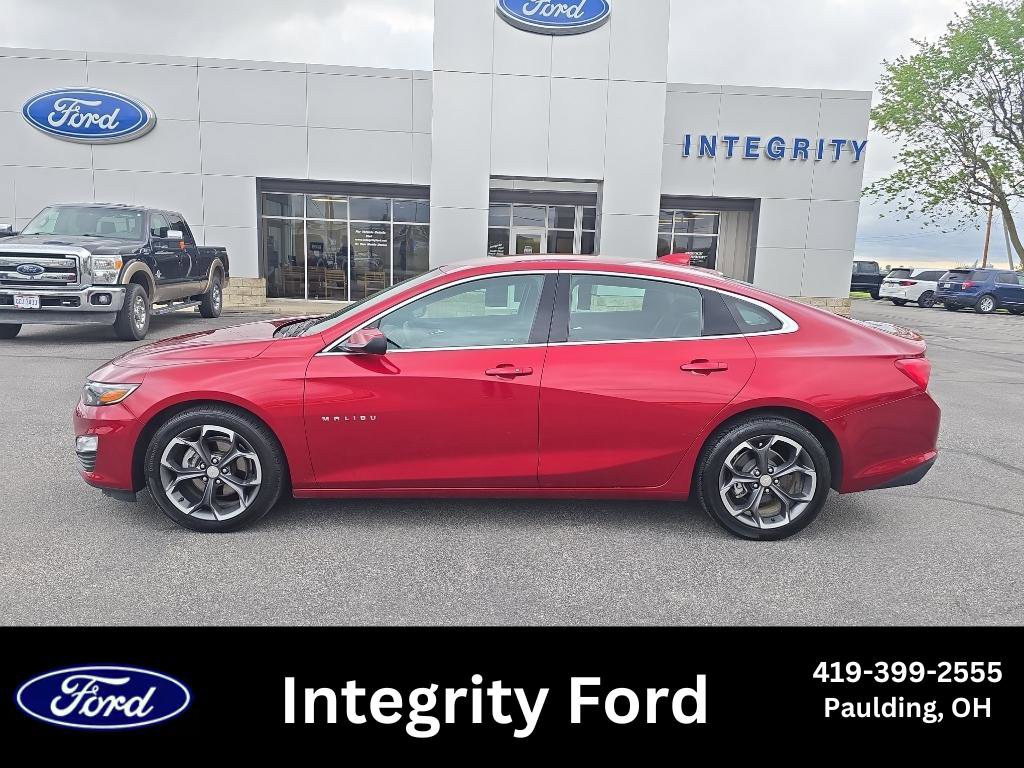 Used 2023 Chevrolet Malibu LT FWD image 1