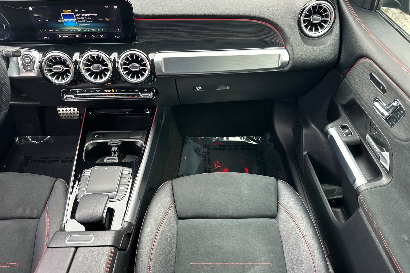 Certified 2023 Mercedes-Benz GLB 250 4MATIC image 28