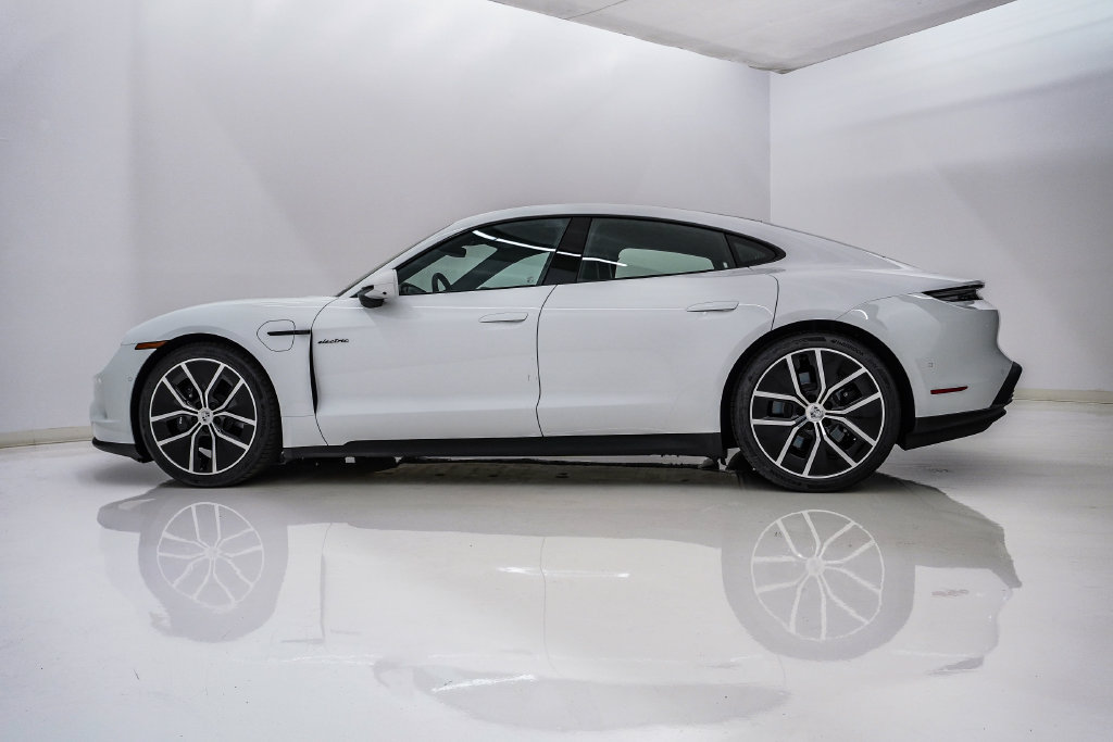 New 2026 Porsche Taycan AWD/4WD image 2