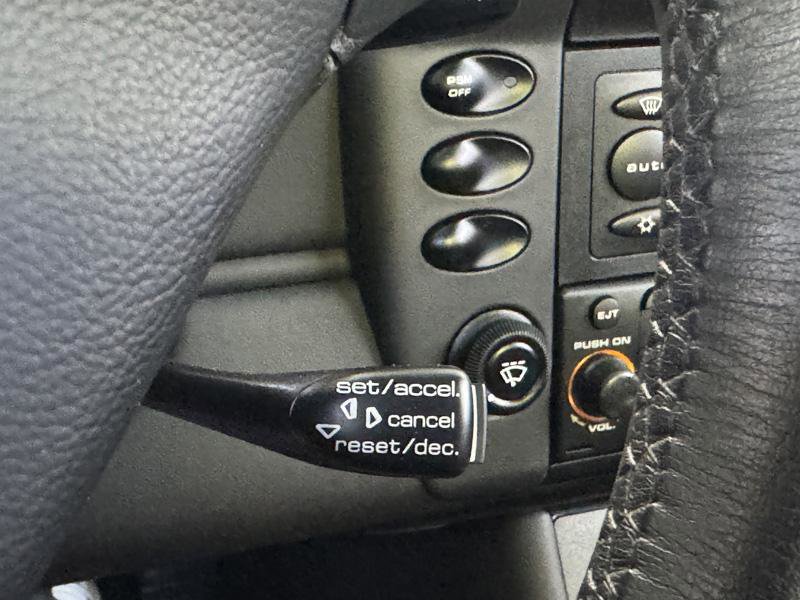 Used 2003 Porsche 911 Cabriolet image 21