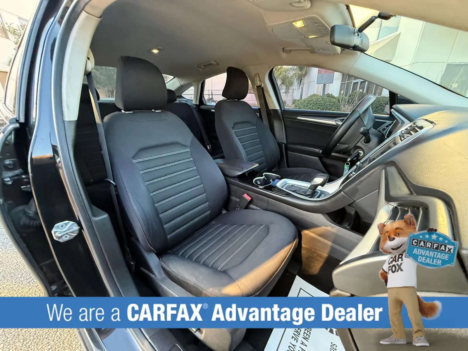 Used 2015 Ford Fusion SE FWD image 46