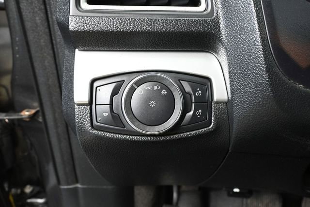 Used 2017 Ford Explorer XLT AWD/4WD image 27