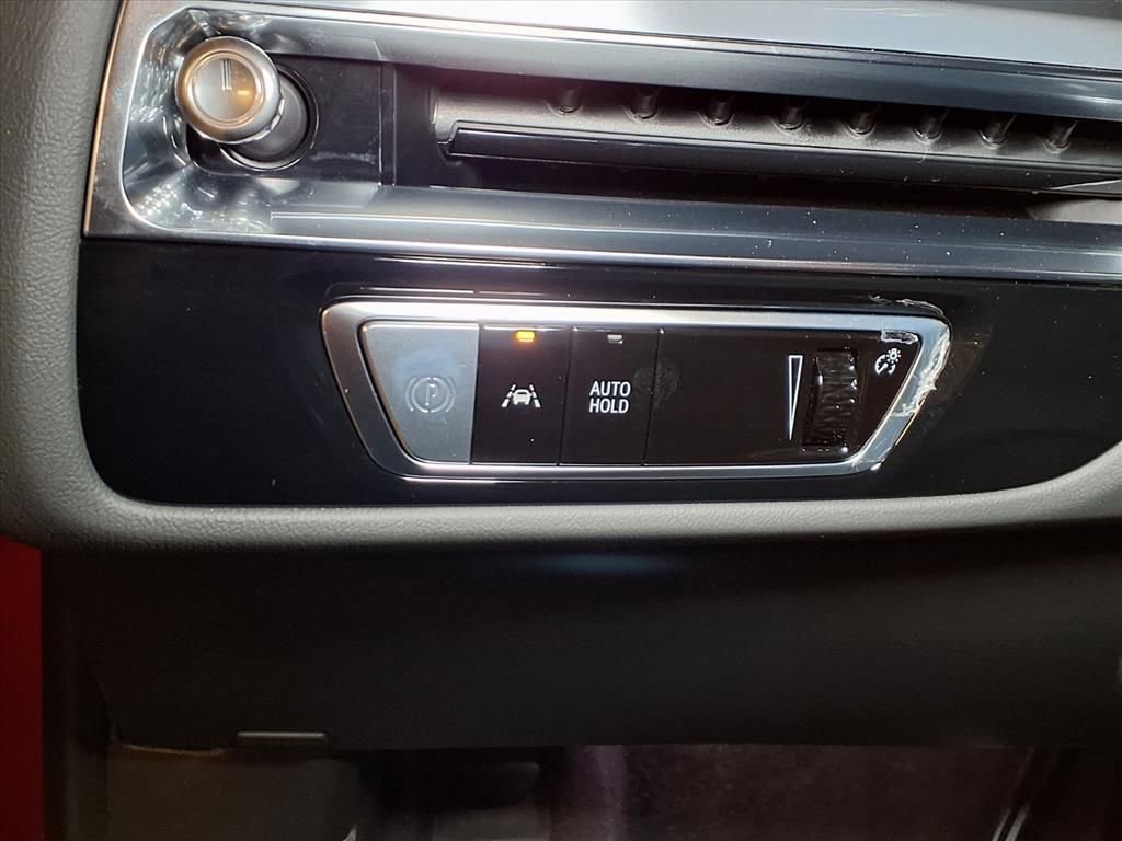 Certified 2025 Cadillac Lyriq Sport image 13