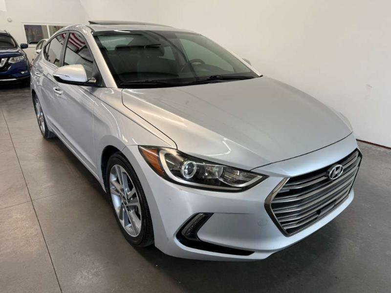 Used 2018 Hyundai Elantra Limited w/ Limited Ultimate Package 02 FWD image 4