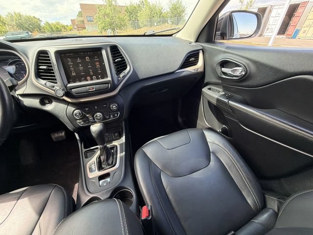 Used 2016 Jeep Cherokee Limited FWD image 13