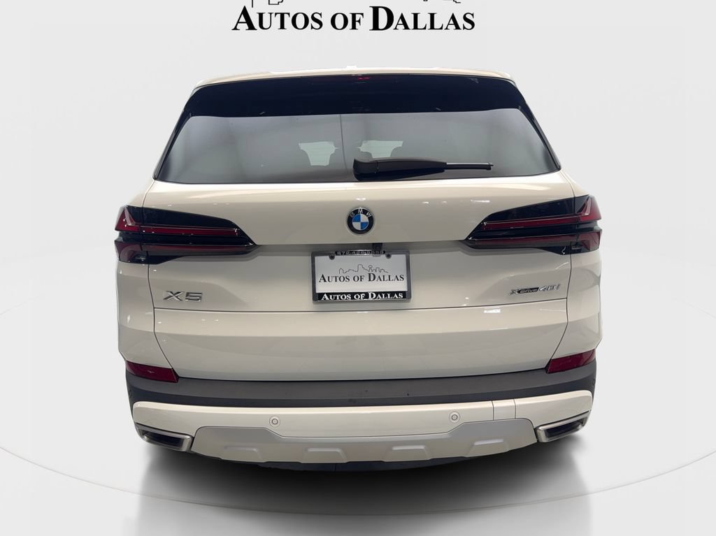 Used 2024 BMW X5 xDrive40i w/ Parking Assistance Package AWD/4WD image 7