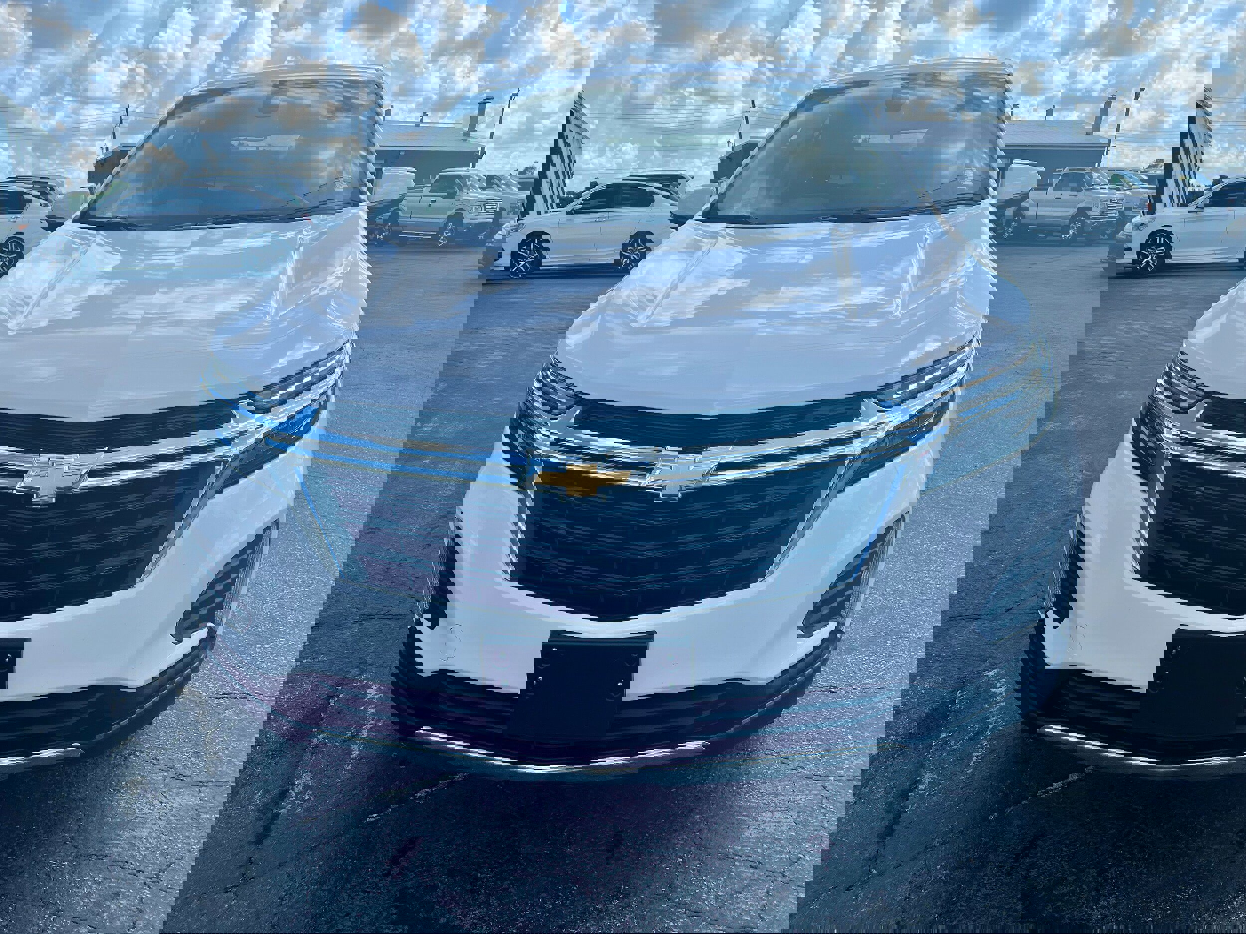 Used 2022 Chevrolet Equinox LT image 2